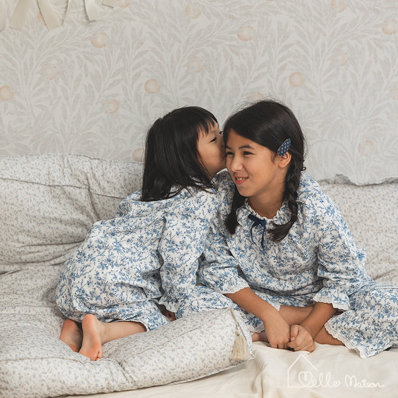 Blue Willow Cotton Set