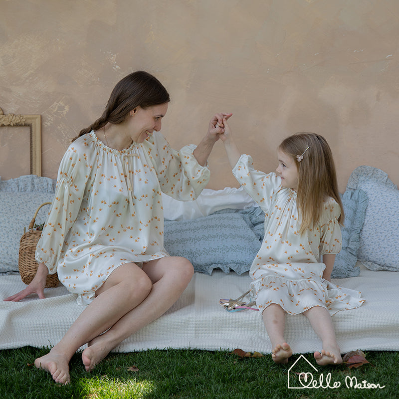 Creamy Snail Mulberry Silk Pajama Set